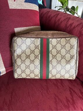 Gucci Brown GG Supreme with Sherry Line Clutch Purse